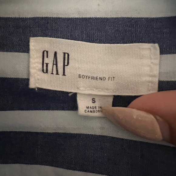 Bold Stripe Button Down Shirt - Picture 5 of 5